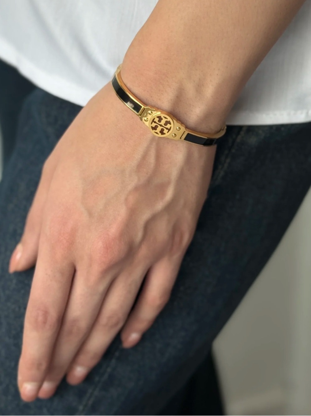 Tory burch bangle in black and rose gold